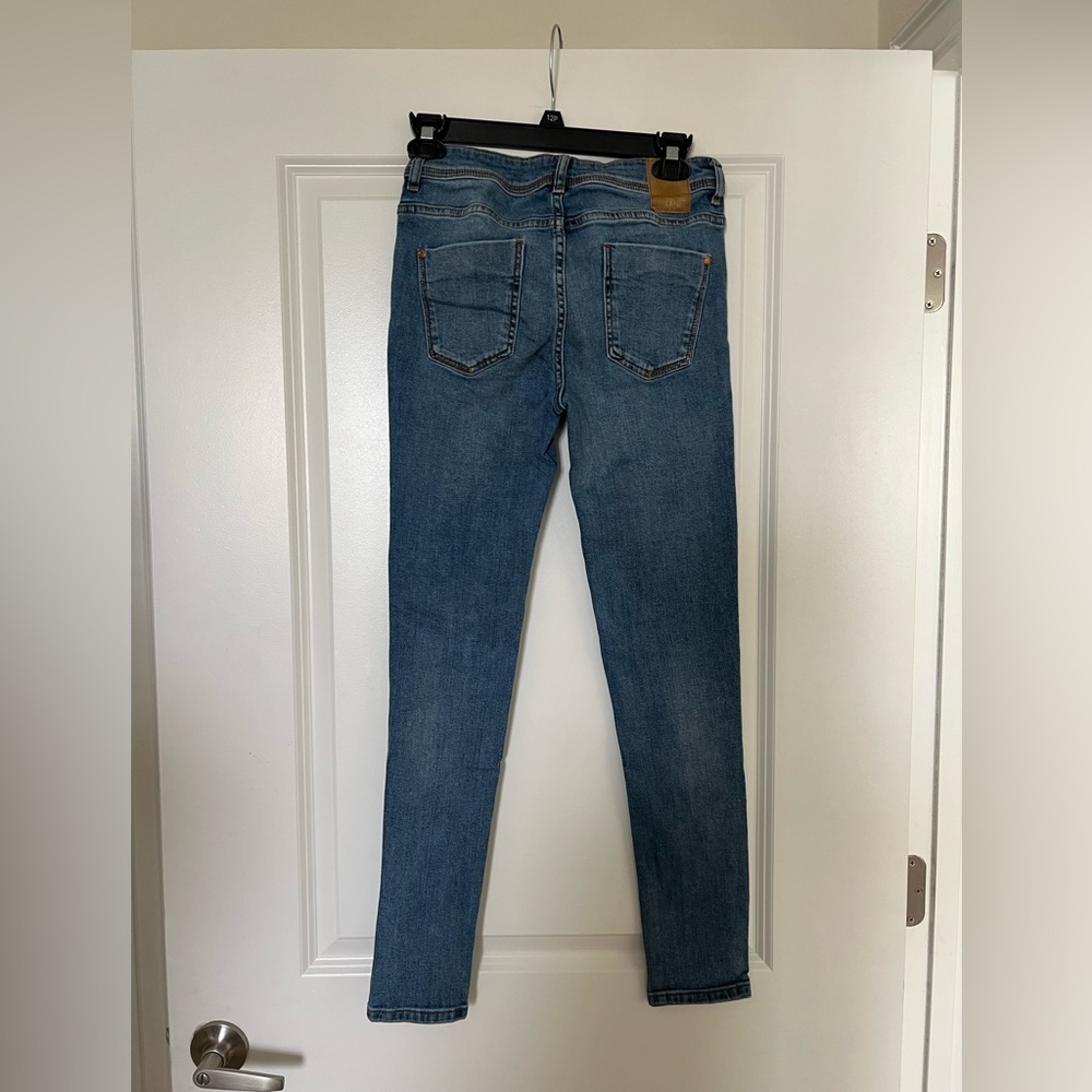 Zara Basic Jeans - Picture 2 of 3